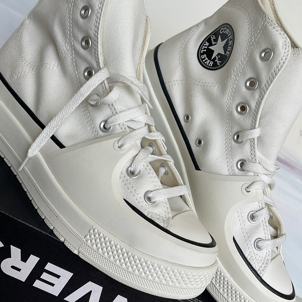 Converse Mens CTAS A02832C
CTAS CONSTRUCT HI VINTAGE WHITE/BLACK/EGRET
PLATFORMS - Picture 9 of 16